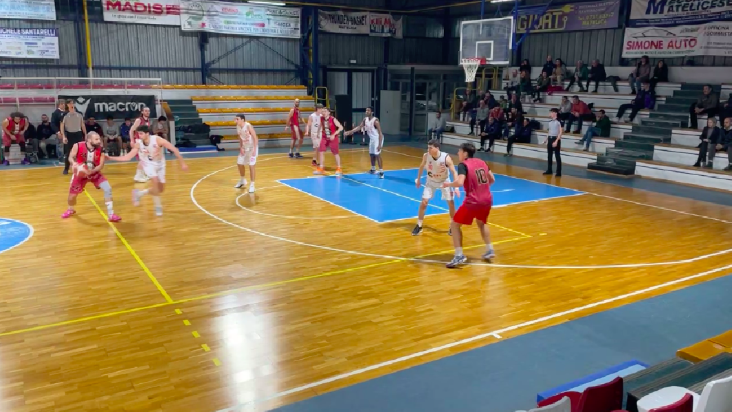 https://www.basketmarche.it/immagini_articoli/26-01-2025/basket-macerata-ritrova-vittoria-campo-vigor-matelica-correre-600.png