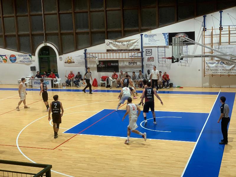 https://www.basketmarche.it/immagini_articoli/26-10-2024/pallacanestro-pedaso-supera-88ers-civitanova-resta-imbattuta-600.jpg