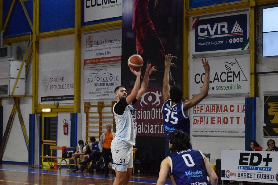 https://www.basketmarche.it/immagini_articoli/27-01-2025/basket-gubbio-ritrova-subito-vittoria-rilancia-classifica-600.jpg