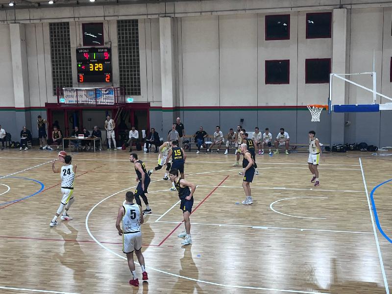 https://www.basketmarche.it/immagini_articoli/27-10-2024/basket-terni-impone-fratta-umbertide-600.jpg