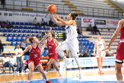 https://www.basketmarche.it/immagini_articoli/27-10-2024/niente-fare-basket-girls-ancona-campo-panthers-roseto-120.jpg