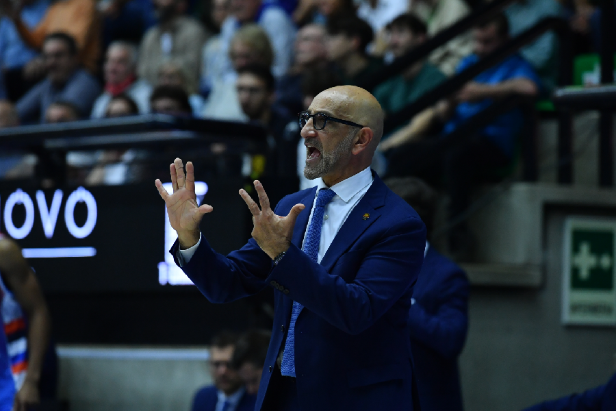 https://www.basketmarche.it/immagini_articoli/27-10-2024/treviso-basket-coach-vitucci-abbiamo-proprio-bisogno-riprendere-salute-fisica-600.png