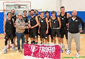 https://www.basketmarche.it/immagini_articoli/29-09-2024/trofeo-gallicantus-fratelli-amoroso-trascinano-88ers-civitanova-vittoria-virtus-psgiorgio-120.jpg