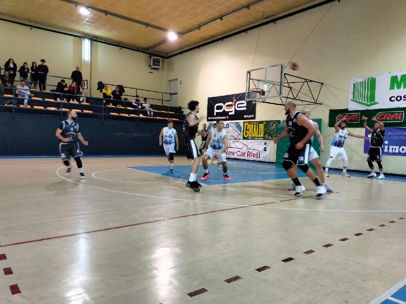 https://www.basketmarche.it/immagini_articoli/29-11-2024/basket-contigliano-ritrova-vittoria-atomika-spoleto-600.jpg