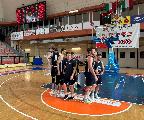 https://www.basketmarche.it/immagini_articoli/30-01-2025/interrompe-campo-vasto-basket-serie-positiva-basket-aquilano-120.jpg