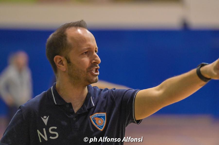 https://www.basketmarche.it/immagini_articoli/30-10-2024/attila-porto-recanati-coach-scalabroni-bella-vittoria-squadra-dobbiamo-continuare-lavorare-sodo-600.jpg