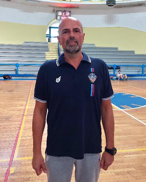 https://www.basketmarche.it/immagini_articoli/30-10-2024/ufficiale-antonio-paternoster-allenatore-rieti-600.jpg