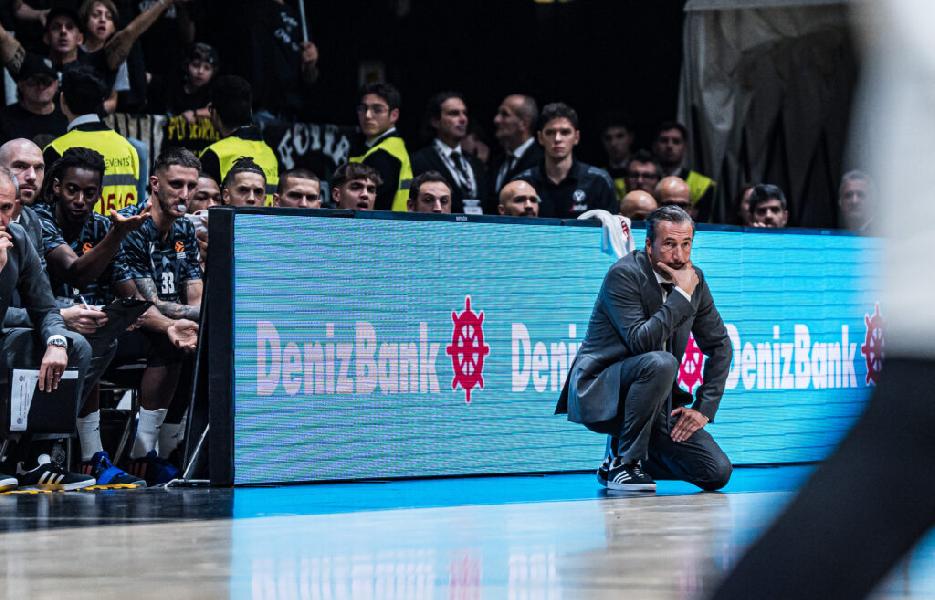 https://www.basketmarche.it/immagini_articoli/30-10-2024/virtus-bologna-coach-banchi-situazione-emergenza-costringe-ridisegnare-costantemente-nostri-equilibri-600.jpg