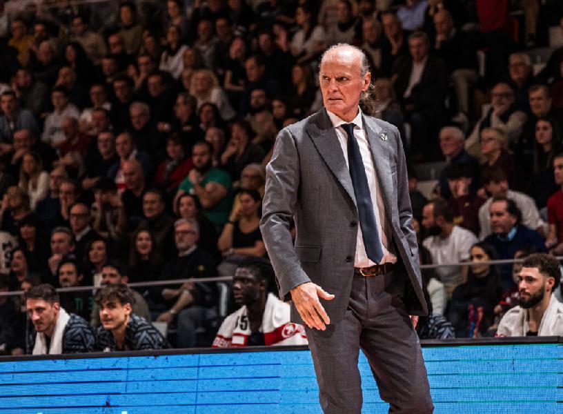 https://www.basketmarche.it/immagini_articoli/31-01-2025/virtus-coach-ivanovic-fenerbahce-grande-squadra-attacca-molto-bene-tiratori-eccellenti-600.jpg