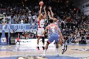 https://www.basketmarche.it/immagini_articoli/31-12-2024/olimpia-milano-vittoria-treviso-miglior-shavon-shields-stagione-120.jpg